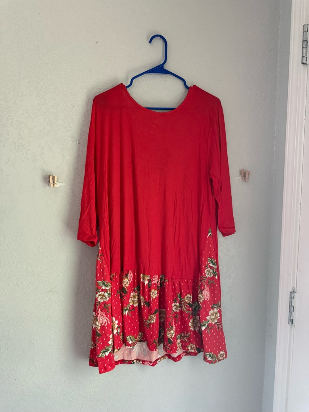 FunFash Red Floral Ruffle Hem 3/4 Sleeve Tunic Dress Size 2XL New with Tags